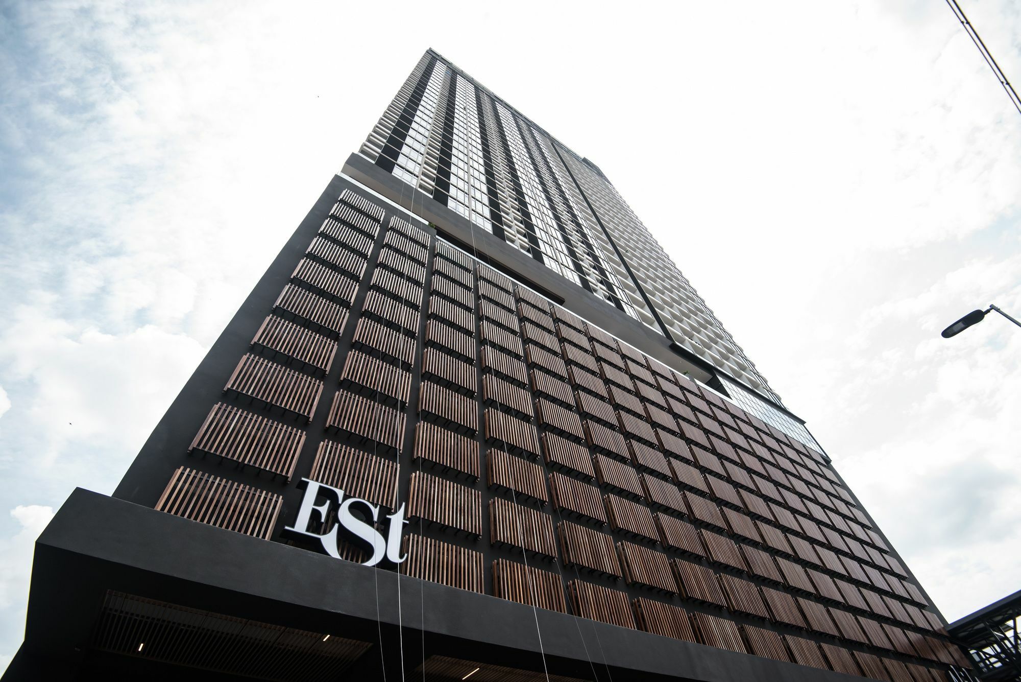 吉隆坡阿里拉孟沙酒店 外观 照片 The Est building
